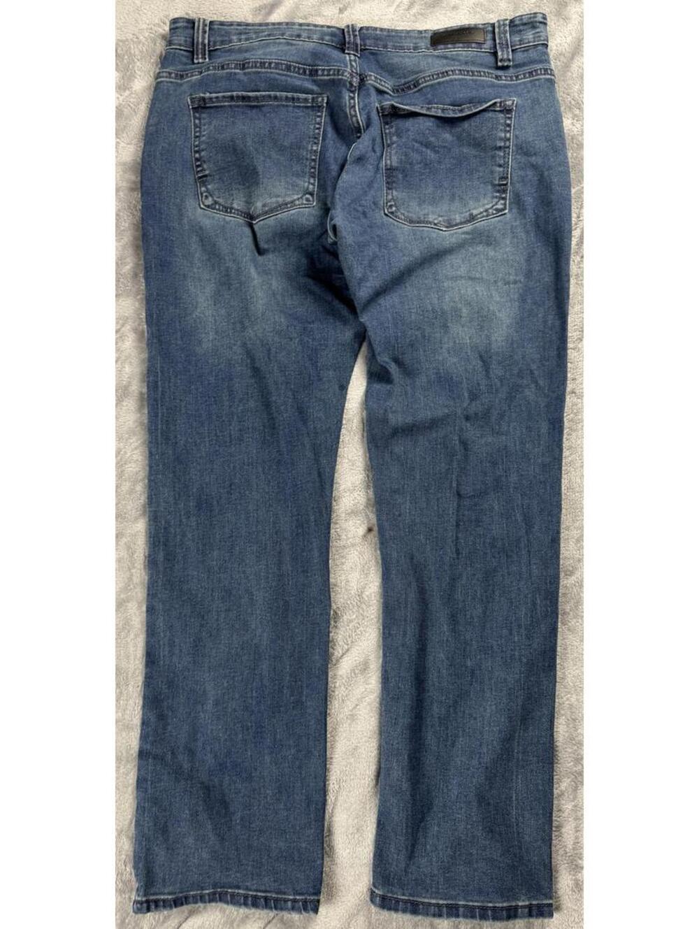 Kenneth Cole Jeans Men's 32x30 Slim Fit Medium Wash Blue Denim Casual Stretch - Picture 8 of 8